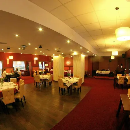 I Restauracja 호텔 Złoty Las