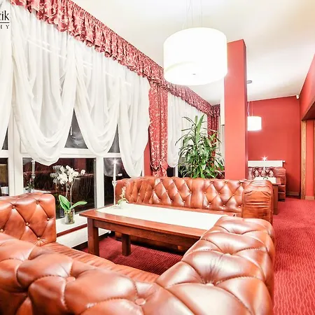 I Restauracja 3* Złoty Las