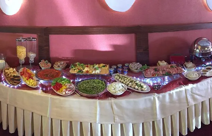 호텔 I Restauracja Złoty Las